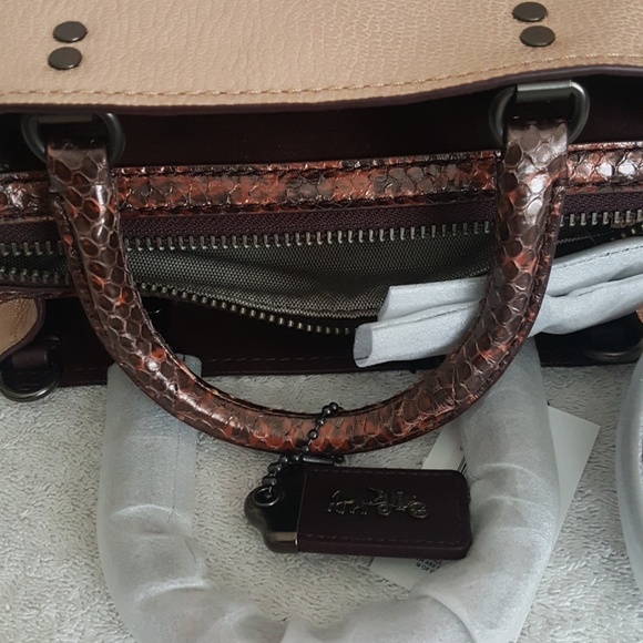 New Coach Rouge 25 exactly as pictured Metallic Beautiful - Picture 16 of 17